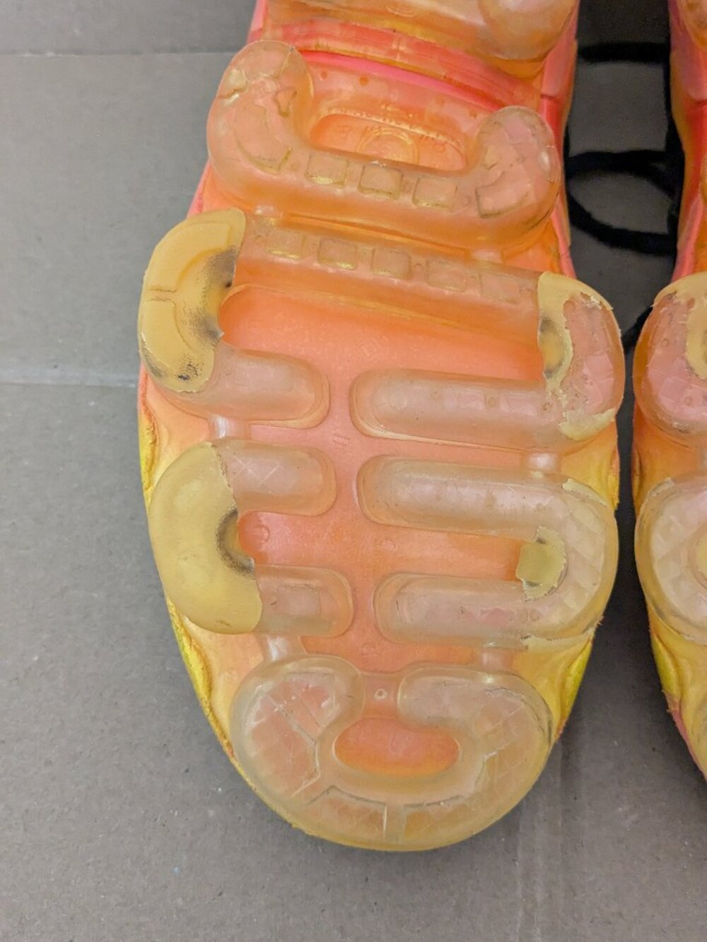 Nike Air VaporMax Plus TN Casual Shoes Mens Walking Shoes Black Orange Size 8 - Picture 15 of 16